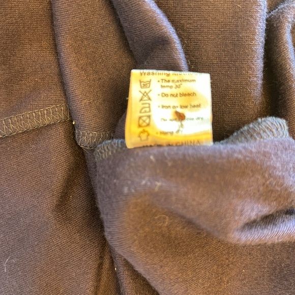 KORSIS Large Long Sleeve Dress with side Buttons. - Picture 11 of 12